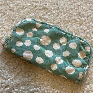 Global Mamas Green Polka Dot glasses case